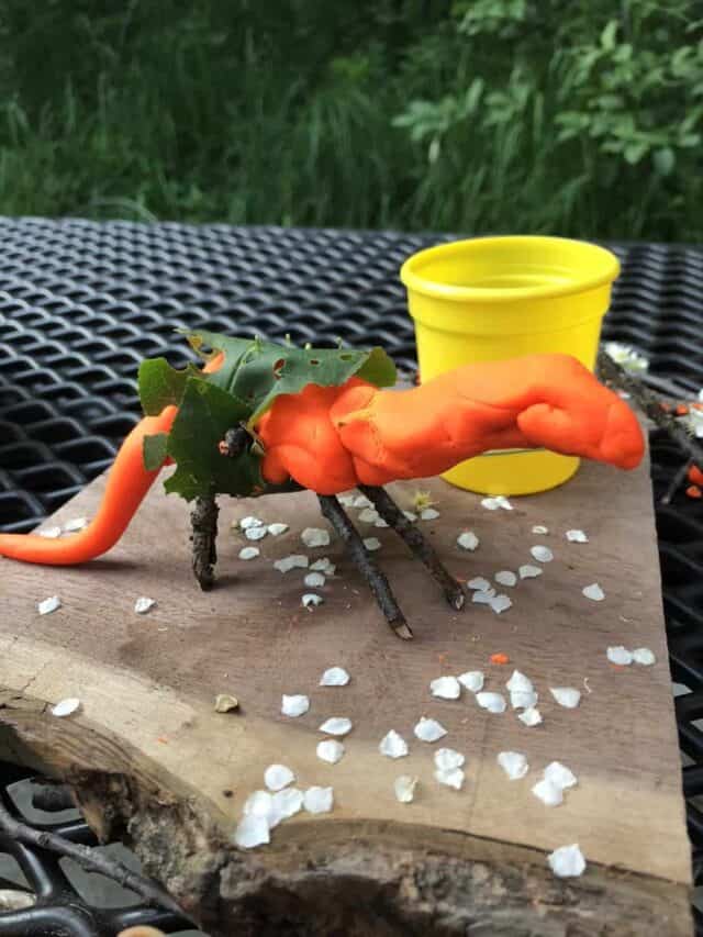 cropped-dinomadewithplaydohandsticks.jpg