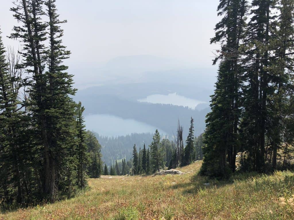 amphitheater lake trail