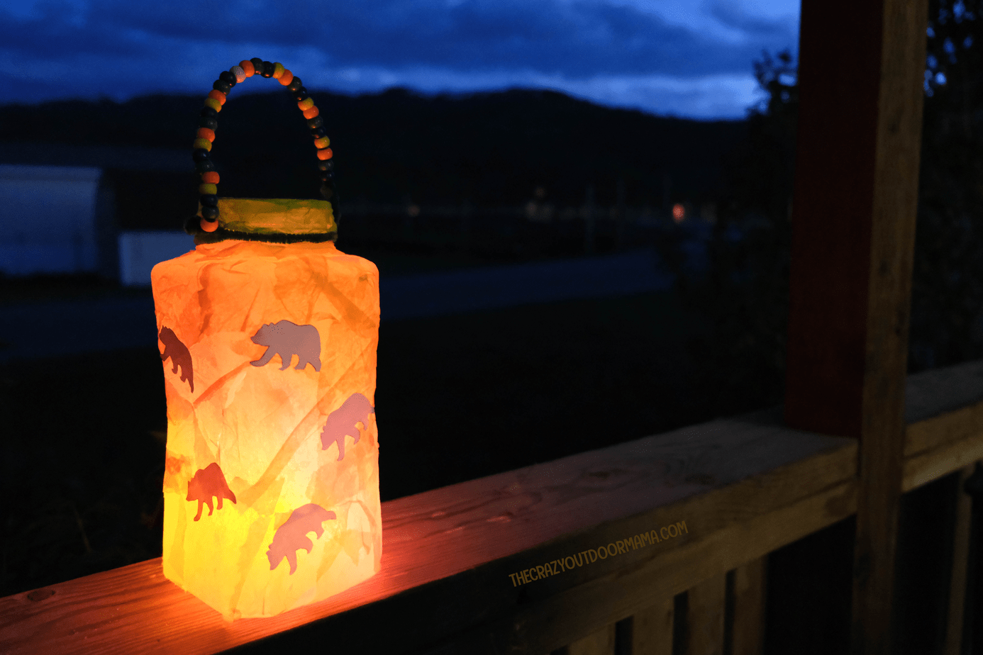 barn camping lantern håndverk med modge podge og silkepapir