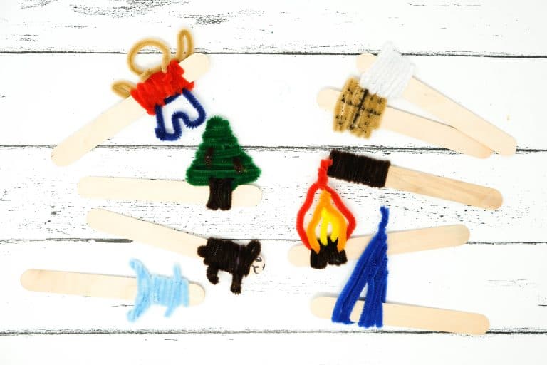 Camp Story Sticks Craft for Fun Camp Pretend Play! The Crazy Outdoor Mama