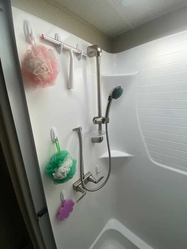 9 RV Shower Organization Ideas + Picture Inspiration! – The Crazy