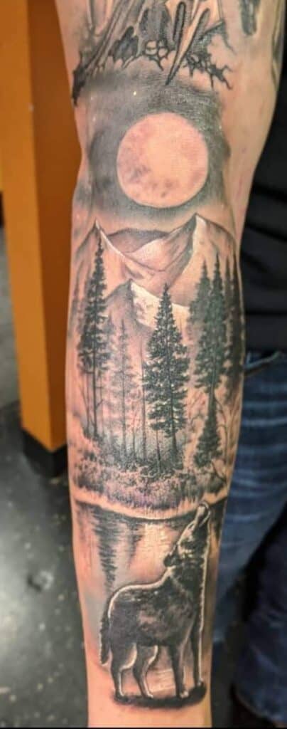 nature sleeve with wolf and mountains