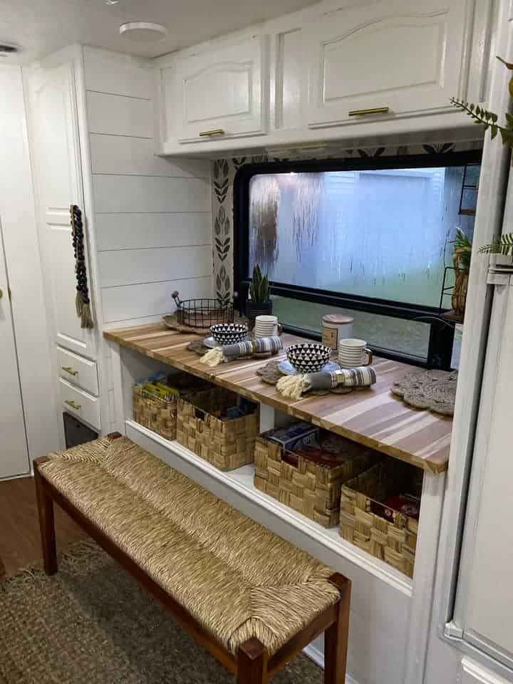 rv dinette replaced with bar