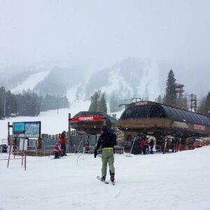 cheap weekday skiing pass