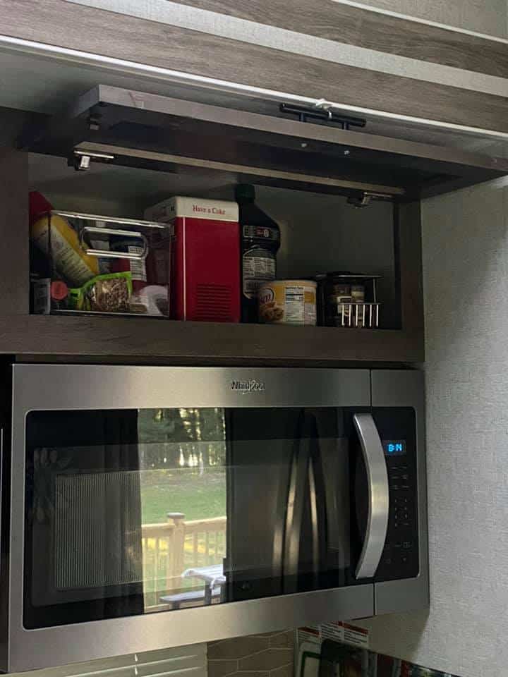 hack to keep pantry doors in place