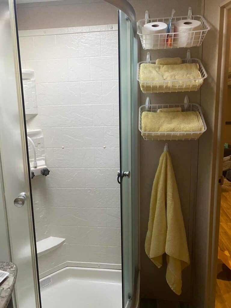 bathroom 3m hook ideas for camper