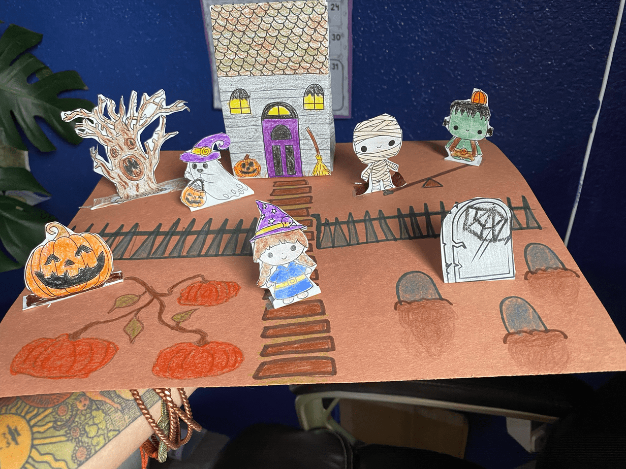 foldable haunted house scene craft for kids