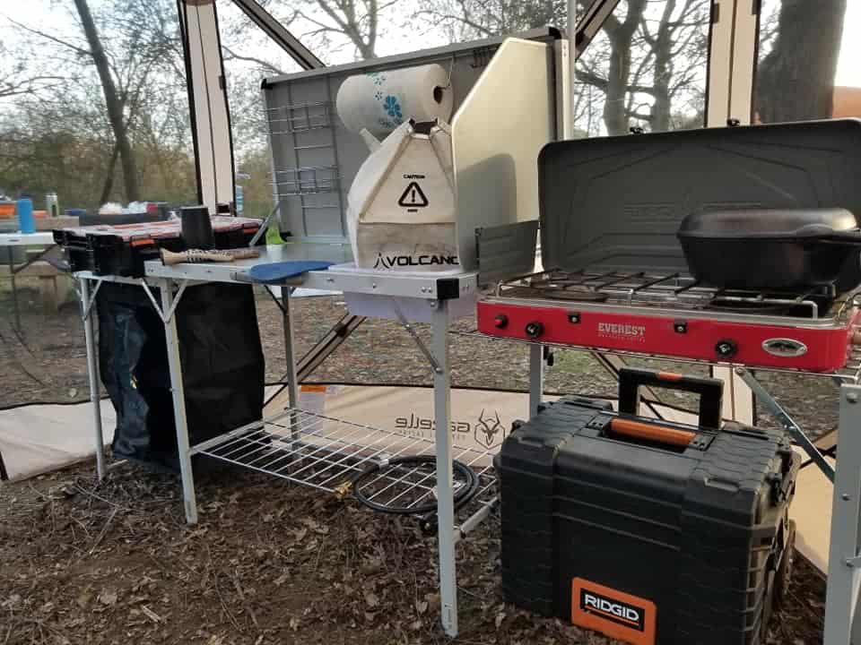 stove and kitchen in camp idea