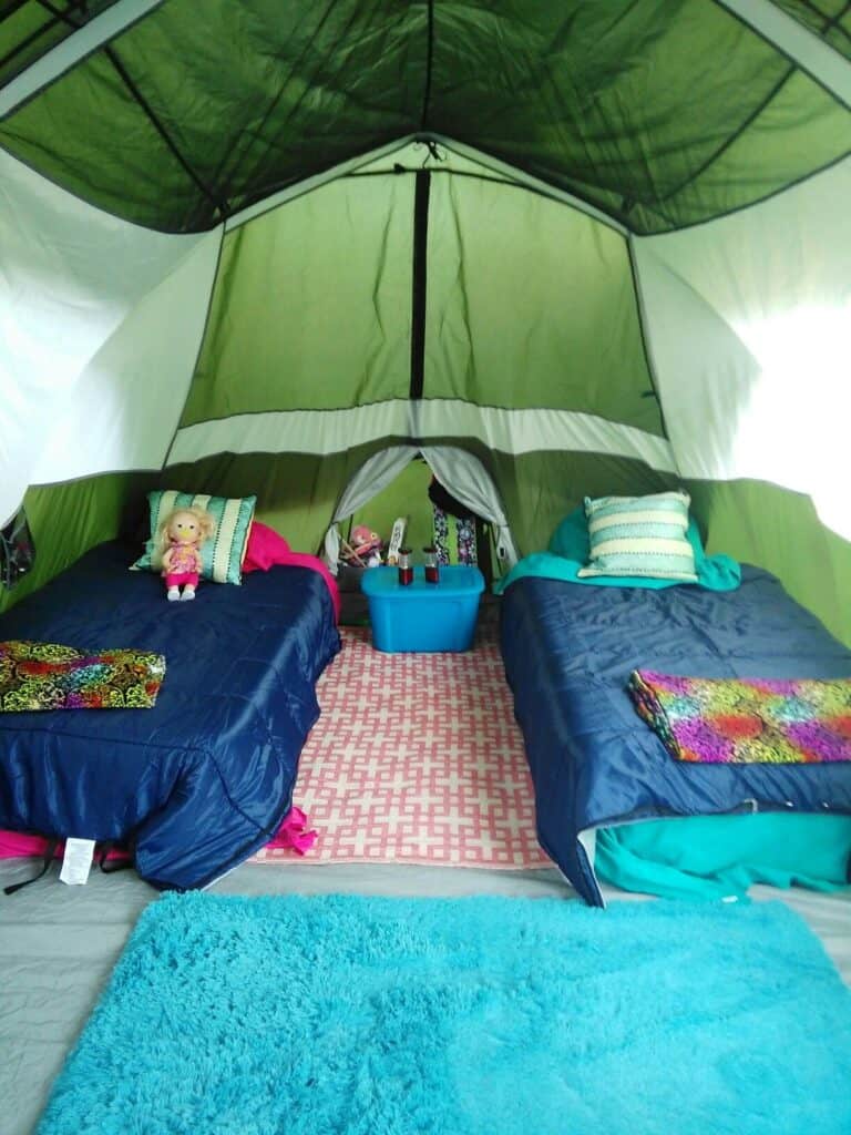 blow up mattress layout in tent