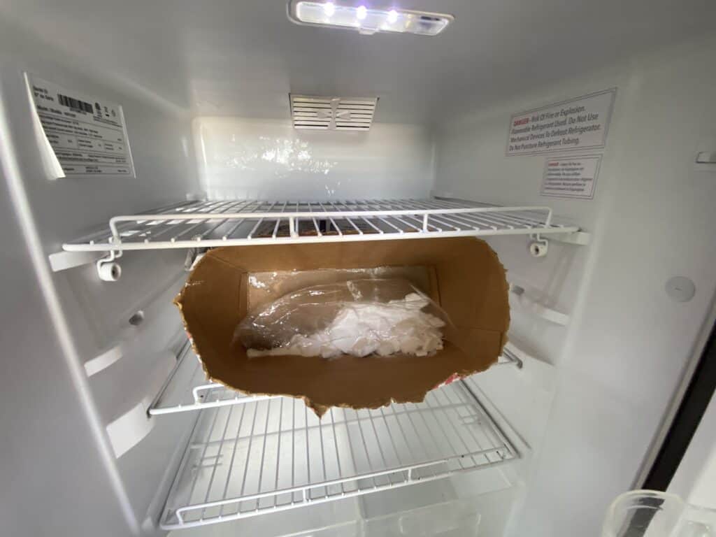 baking soda in rv fridge to absorb smell