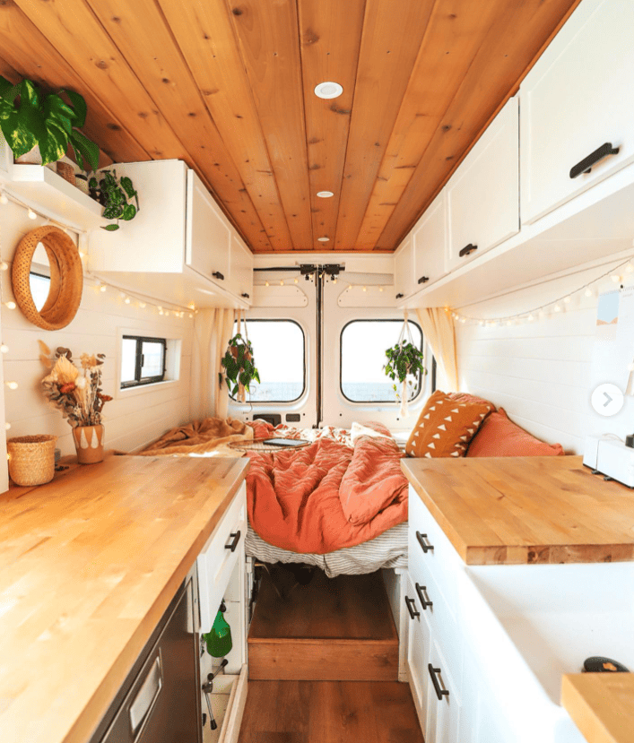 camper van safari room