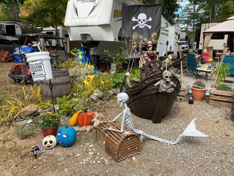 pirate themed rv campsite decor