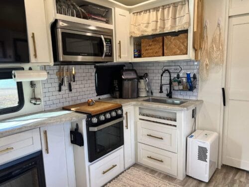 13 Ways To Make Your Camper More Homey! – The Crazy Outdoor Mama