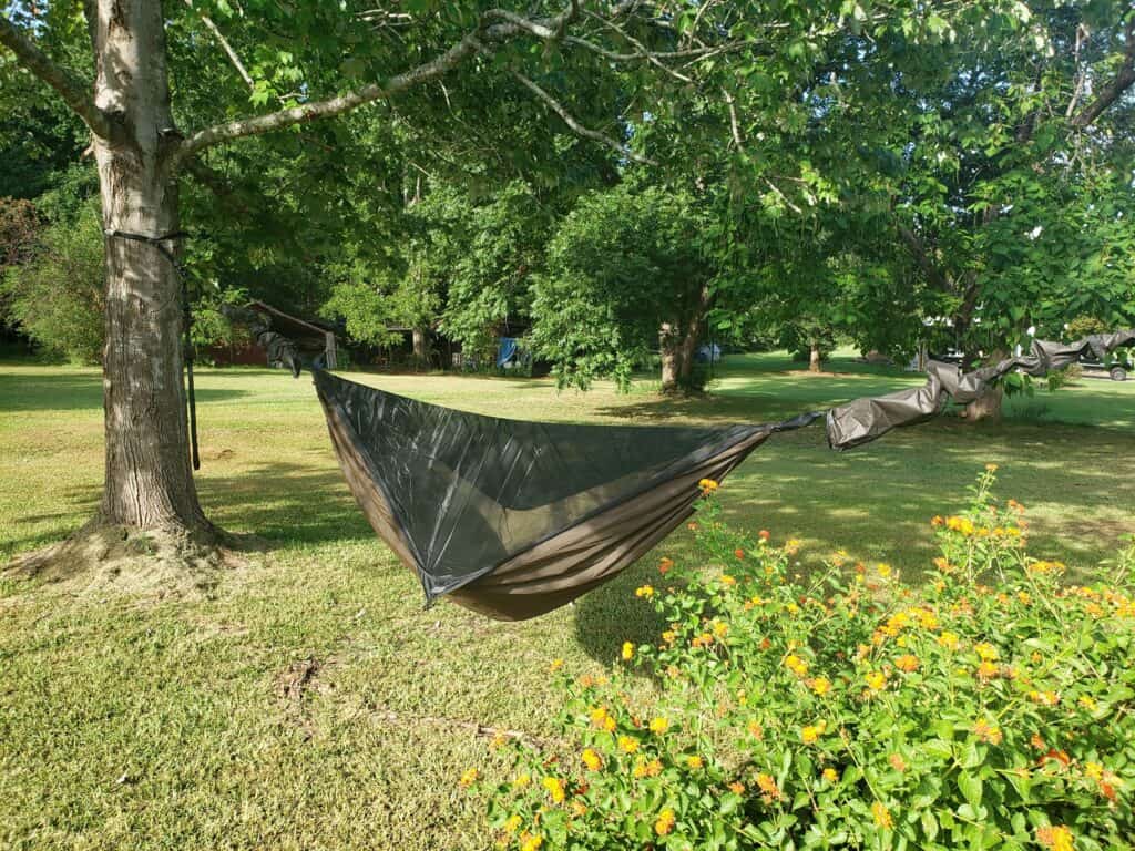 hennessy hammock with bug net 