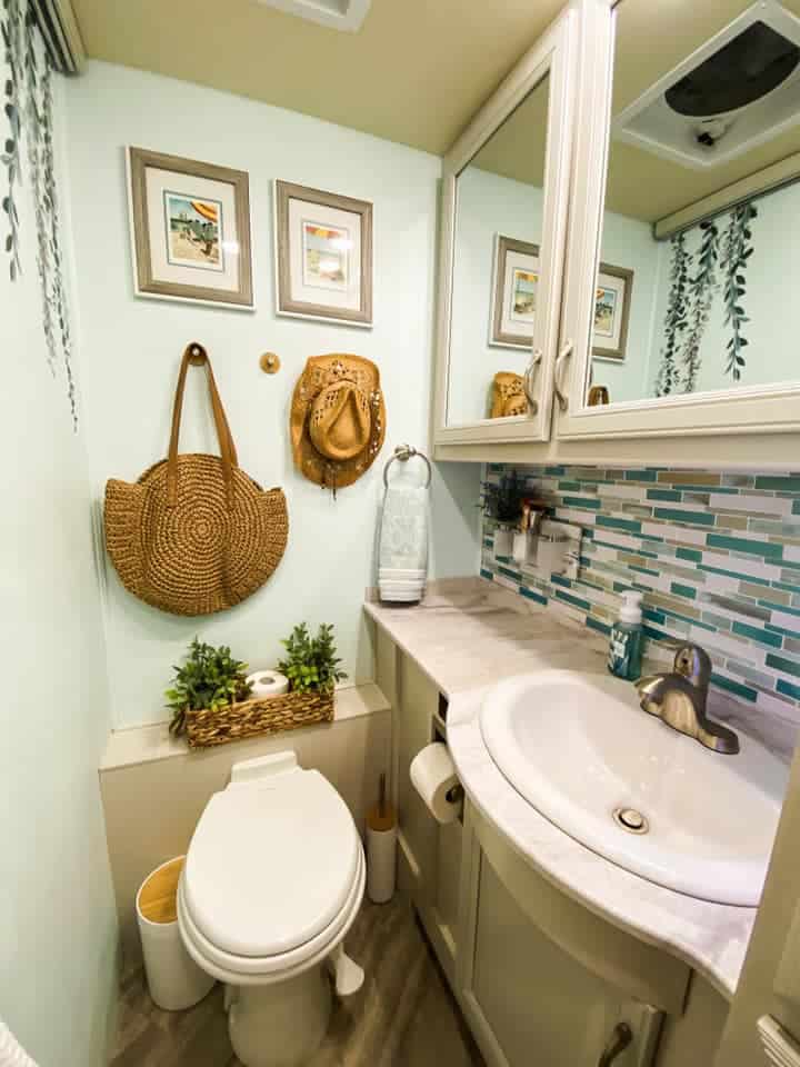 seascape beach themed rv bathroom decor