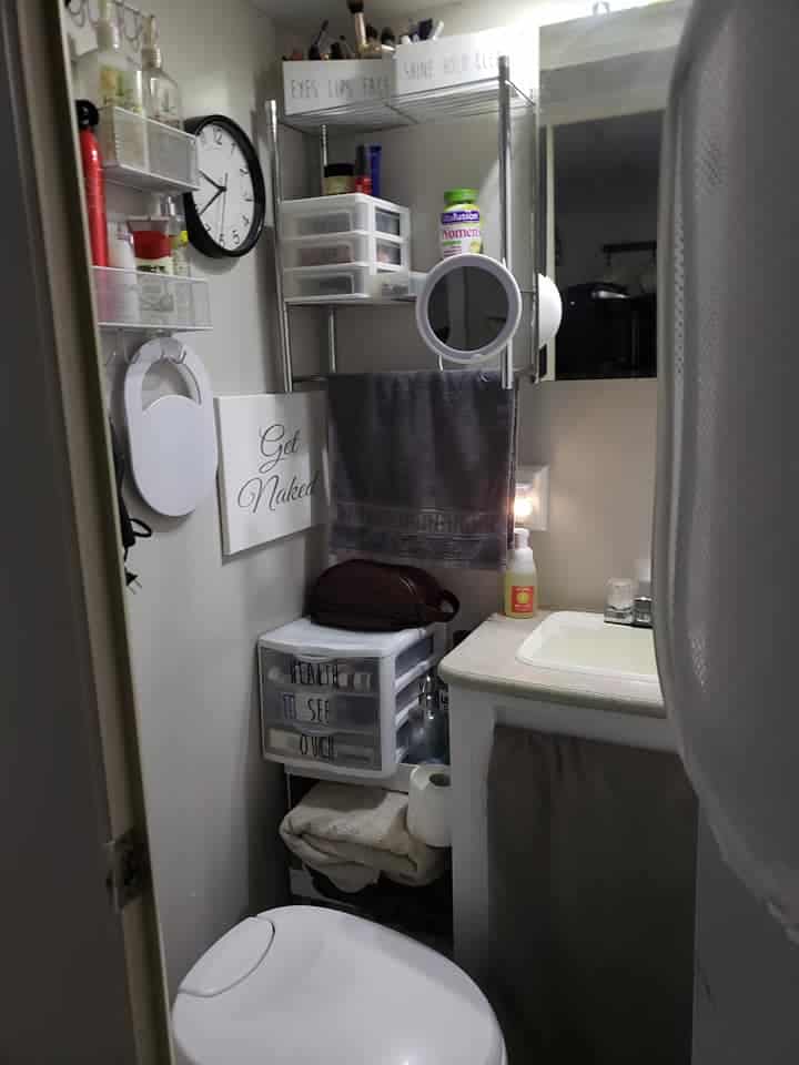 before and after rv bathroom clutter