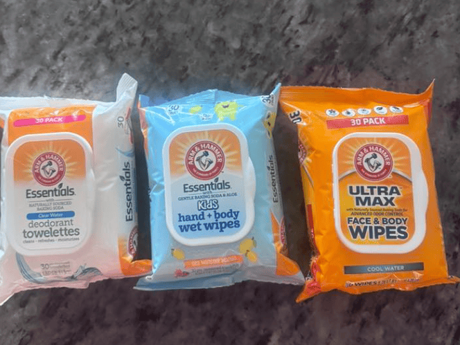 dollar store cleaning hack use wet wipes to stay clean